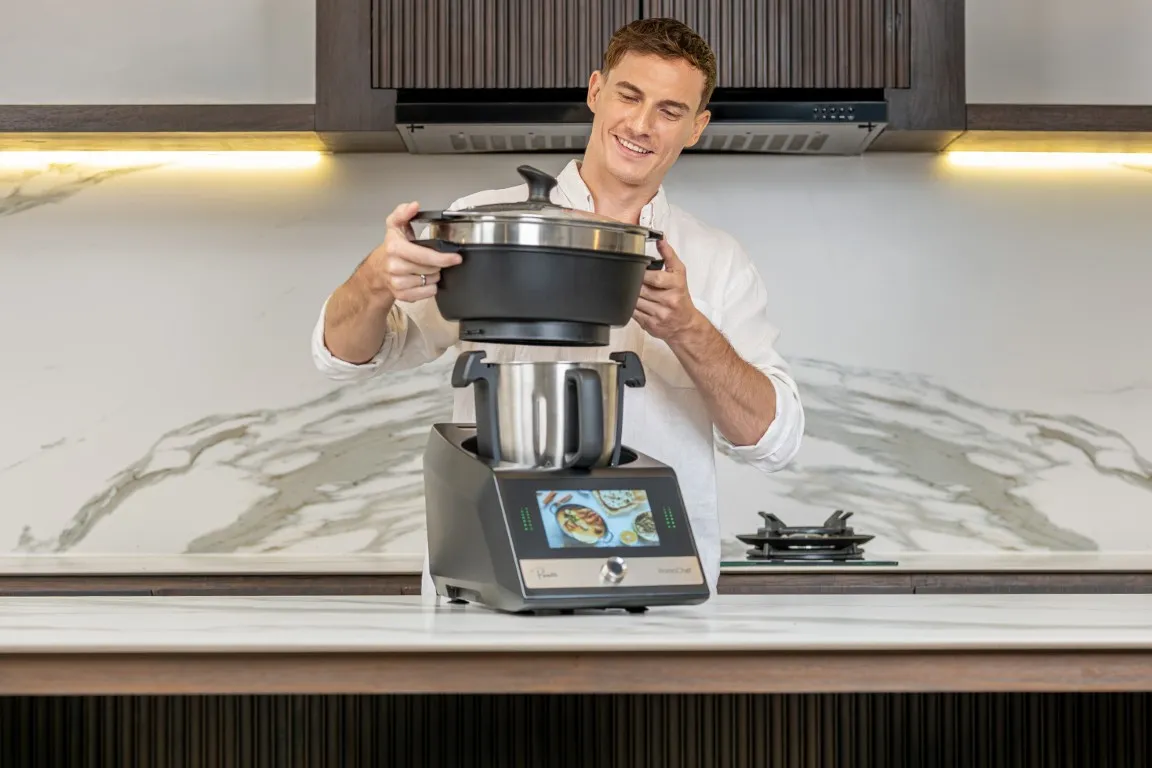 Panetti Robot Cooker Commercial Photography